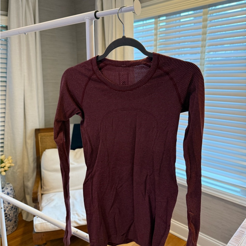Women's Burgundy Long Sleeve Top